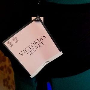 38DD Victoria Secret Front Zip Sports Bra